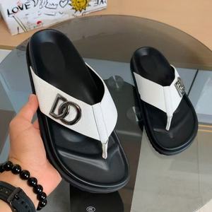 2026 Summer New Outdoor Beach Sandals Luxury Designer Men/Women's <b>Flip</b>-<b>Flops</b> Flat <b>Slippers</b> Men's Woman Casual <b>Slippers</b> - Product Image 4