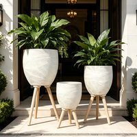 Set Pot Tanaman Fiber Clay 3 Ukuran, Motif Daun Retro Bertekstur, Pot Bunga dengan Kaki Kayu Alami dan Lubang Drainase