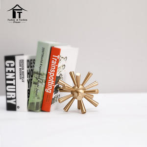 Europa Creativa pequeña casa decoración Turquía artículos decorativos <span class=keywords><strong>en</strong></span> bronce latón Bola con espina adornos - Product Image 3