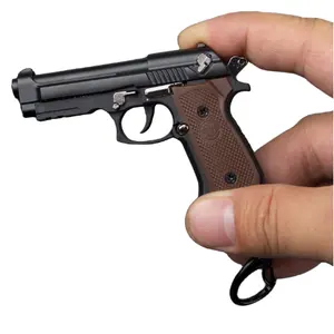 1:3 Coquille moulée Beretta pistolet alliage M92F Retirer pistolet modèle porte-clés pendentif jouet Non-tir