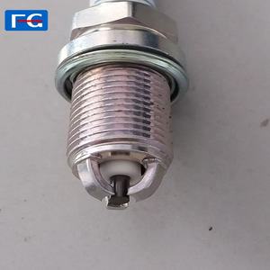 Bougies d'<span class=keywords><strong>allumage</strong></span> automobiles neuves de haute qualité Iridium <span class=keywords><strong>4</strong></span> électrodes FGR7DQP+48 OEM n° 0242236562 pour voitures allemandes - Product Image 2