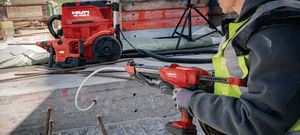 HILTI HDE 500-A12 Distributeur de mortier sans fil pour adhésifs et chevilles chimiques, compatible avec les chevilles chimiques - Product Image 1