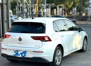 Volkswagen <span class=keywords><strong>Golf</strong></span> <span class=keywords><strong>8</strong></span> <span class=keywords><strong>2021</strong></span> d'occasion en promotion, berline 5 portes 5 places, intérieur foncé, essence, exportée de Chine - Product Image 6