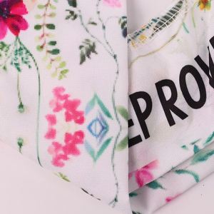Pañuelo largo personalizado de moda con estampado floral para mujer, ideal como accesorio para el cabello o para sujetar el bolso. - Product Image 6