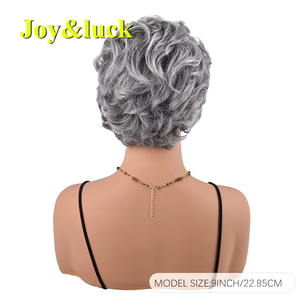 Fabricante al por mayor tendencia de la moda de las mujeres Peluca de la parte superior completa de fibra sintética de las mujeres de <span class=keywords><strong>pelo</strong></span> <span class=keywords><strong>corto</strong></span> de <span class=keywords><strong>plata</strong></span> <span class=keywords><strong>gris</strong></span> <span class=keywords><strong>pelo</strong></span> <span class=keywords><strong>corto</strong></span> - Product Image 3