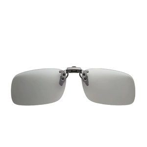 <span class=keywords><strong>Lunettes</strong></span> de soleil à clipser JP42-1 avec vision nocturne UV400 <span class=keywords><strong>Lunettes</strong></span> de pêche de conduite Cadre clair ou rouge Caractéristiques Flip and Clip - Product Image 4