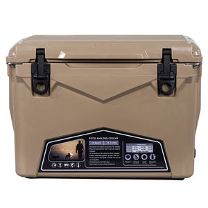 Nevera Rotomoldeada KUER-C de 35 Qt, Aislada, para Pesca y Almacenamiento al Aire Libre, Amarilla, Multiusos, de LLDPE - Product Image 3