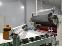 Machine à laminer semi-automatique grande capacité 10,52 kW avec rouleau en caoutchouc de 320 mm, nouvelle et très demandée