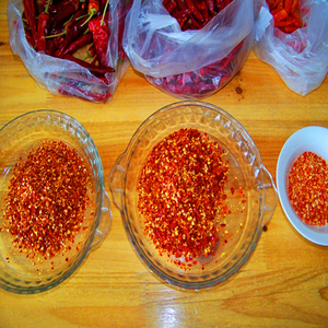 Venta al por mayor de Chile seco India pimienta <span class=keywords><strong>sin</strong></span> semillas de cocina picante de alta calidad de Chile rojo triturado - Product Image 3