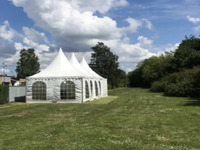 Tente Pagode Robuste à Structure en Aluminium pour Événements Extérieurs et Salons Automobiles 3x3m 4x4m 5x5m, Tente à Véranda Haute avec Fenêtres en PVC