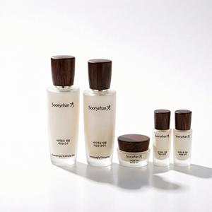 Set de Cuidado Facial Sooryehan Micro Ginseng, Tónico de 150 ml, Emulsión de 130 ml, Para Todo Tipo de Piel, Cuidado Diario, Fórmula K-Beauty - Product Image 1
