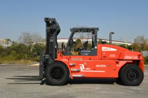 Carretilla elevadora diesel de 14 toneladas NEWINDU CPCD140 carretilla elevadora resistente estable - Product Image 2