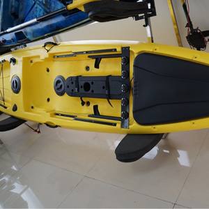 Housse de kayak personnalisable en polyester et PVC de 15 ans avec trappe centrale, accessoires de rangement étanches en PP fabriqués en usine - Product Image 3