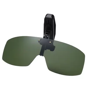 Gafas de sol polarizadas con clip para deportes, lentes polarizadas en negro y verde para jugar al golf, listas para enviar