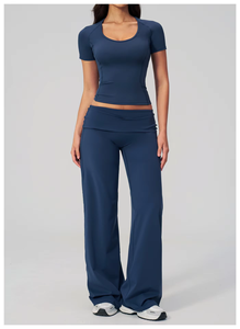 Ensemble de sport pour femmes FANCO, ensemble de fitness respirant, haut à manches courtes, t-shirts actifs, pantalon évasé, ensemble de yoga et de pilates 2 pièces - Product Image 4