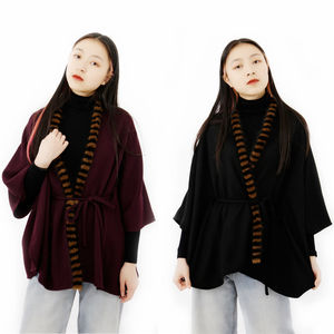 Fabriek Beste Prijs Custom Zwarte Echte Nertsen Bont Trim Wol Gebreide Bont Capes - Product Image 2