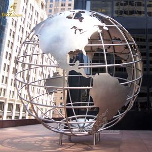 Escultura de globo terráqueo de acero inoxidable de metal amarillo personalizada, diseño de geografía urbana grande, hecho a mano, de cualquier tamaño - Product Image 5