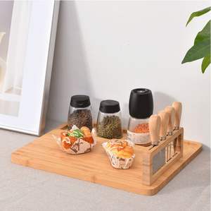 Plateau de service en bois d'acacia DD1027 avec 4 couteaux en acier inoxydable, grand ensemble de charcuterie – Vente en gros - Product Image 4