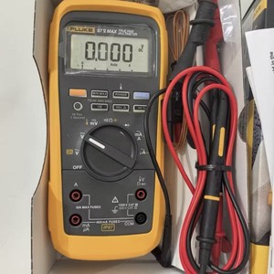 มัลติมิเตอร์ดิจิตอล 87V MAX True RMS ขนาดกะทัดรัด พกพาสะดวก สำหรับงานทดสอบไฟฟ้าระดับมืออาชีพ ผลิตในสหรัฐอเมริกา ได้รับอนุญาต - Product Image 2