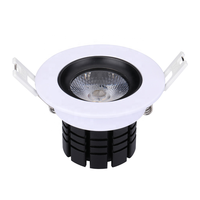 Downlight encastré LED 24V DC RGBW CCT blanc réglable, finition or, 8W, dimmable DALI ou PWM KNX pour l'éclairage du salon