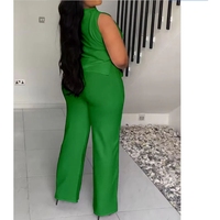 Tenue décontractée grande taille : Ensemble haut sans manches et pantalon assorti