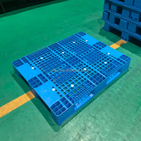 Palette Euro en plastique HDPE robuste à simple face, antidérapante, 4 voies, 1500*1100*165mm, avec 3 patins, pour rayonnage d'entrepôt