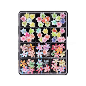 Breloques pour <span class=keywords><strong>ongles</strong></span> en résine brillante 3D stéréo en forme de fleur à cinq pétales, durables et faciles à appliquer, pour la décoration des <span class=keywords><strong>ongles</strong></span> et l'embellissement artisanal - Product Image 6