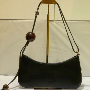 High-end Texture, Niche Luxury <b>Handbags</b>, Popular Versatile Crossbody Bags, Fashionable Shoulder Bags with Straps at the Armpit - Product Image 5