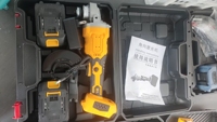 Meuleuse d'angle sans fil portable puissante avec batterie au lithium-ion 3.0Ah, kit d'outils pour le bricolage, le nettoyage industriel des joints et le polissage