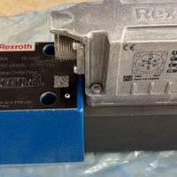 Válvula Direccional Proporcional de 4 Vías 4WRPEH6C4B12L-3X/M/24F1, Tamaño 6, Sin Retén de Resorte, DC24V, Tamaño 6, 12L/min Máx.