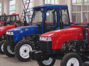 Tracteur agricole diesel 4x4 TT1504 en promotion – Équipement agricole - Product Image 6