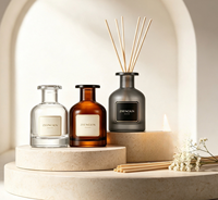 Nouvelle boîte d'emballage parfumée ambre-brun très vendue avec couvercle doré, flacon diffuseur en verre vide de 100 ml et 150 ml avec boîte