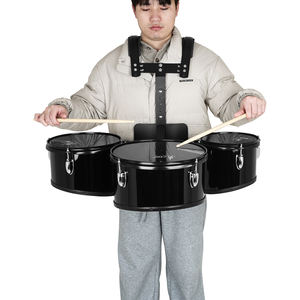 SLADE Black Factory Instrumento de Percusión para Banda de Marcha, Set de Tres Tambores: Caja Triple, Bombo y Tom Trisilábico - Product Image 2