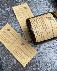 Sang Trọng Lá Vàng 3D Nổi Chai Rượu Vang Nhãn Bền Chống Giả Thân Thiện Với Môi Cao Kết Cấu Giấy UV In Ấn Tùy Chỉnh - Product Image 4