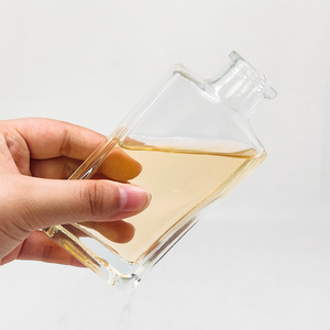 高級クラシックフロストワイングラス 100ml スクエアスクリューキャップ カスタム刻印ラベル包装 空き瓶 - Product Image 2