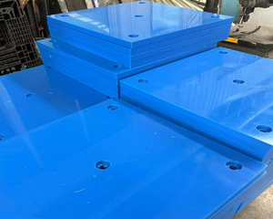 Highly Corrosion Resistant Uhmwpe Hdpe <strong>Plastic</strong> Sheet for Custom Cutting and <strong>Molding</strong> of Marine Fender Face Sheets - Product Image 6