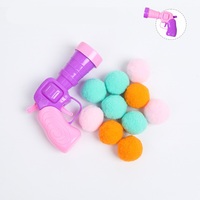 Noël édition limitée chat jouet mignon lanceur de balle en peluche silencieux balle en peluche à rebond interactif auto-divertissement en peluche