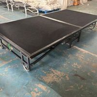 Scène de chorale pliable en alliage d'aluminium avec installation rapide et capacité de charge de 750 kg pour les concerts d'église