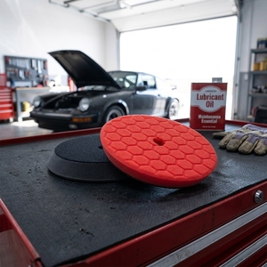 BUFFING KING Vente directe d'usine de tampons de polissage hexagonaux biseautés réutilisables de 5 pouces <span class=keywords><strong>pour</strong></span> <span class=keywords><strong>le</strong></span> polissage automobile. - Product Image 6