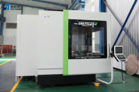 Machine de tournage et de fraisage horizontale CNC à 5 axes à grande vitesse DHM125X à un seul brocheur multifonctionnelle pour le traitement des métaux