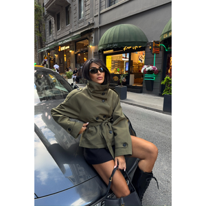 Abrigo corto tipo trench con cuello alto color caqui para mujer, talla S, ropa exterior de moda, estilo urbano - Product Image 3