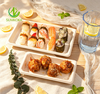 Plateau à sushi jetable en fibre de pulpe de bagasse de canne à sucre SUMKOKA avec couvercle en PET, écologique et micro-ondable