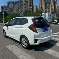 Honda Fit 1.5 Hatchback Putih CVT Automatic Bekas Dijual Murah Mobil Bekas Ekspor dari Cina 5 Kursi
