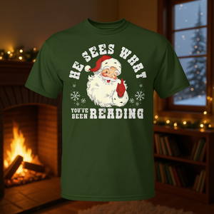 Noël livresque il voit ce que vous avez lu T-shirt Père Noël - Product Image 3