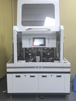 Machine de marquage à chaud holographique automatique à station unique pour l'estampage de logos et d'étiquettes anti-contrefaçon sur cartes PVC