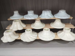 Base de lampe universelle en plastique <span class=keywords><strong>Yaki</strong></span>, étanche, blanche, avec interrupteur à vis E27, prise 16A 220-240V AC, certifiée CE, garantie 1 an - Product Image 1