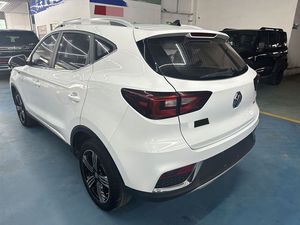 MG <span class=keywords><strong>ZS</strong></span> SUV 2018 Usado, Gasolina, 1.5L, Automático, 4 Puertas, 5 Asientos, Cuero, Cámara Trasera, Neumáticos R17, Volante a la Izquierda, Interior Oscuro - Product Image 4