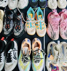 Zapatillas de Baloncesto Usadas para Hombre, Marca China Famosa, Corte Alto, Deportivas de Segunda Mano, Zapatillas de Baloncesto Ukay para Hombre - Product Image 1