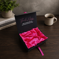 Boîtes en carton pour vêtements, vente en gros, logo personnalisé, emballage de produits de luxe, t-shirt, boîtes pliantes en papier magnétique brillantes pour cadeaux
