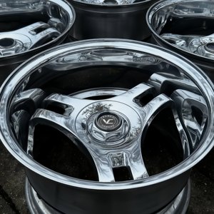Jantes forgées polies à trois branches VLC de 17, 18, 19, 20, 21, 22, 23, 24 pouces, 5x112, 5x114.3, 5x120, compatibles avec Honda, Camaro, Tesla Model 3 - Product Image 2
